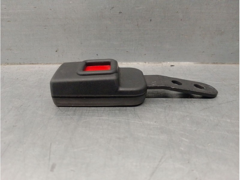 Recambio de enganche cinturon para bmw 3 descapotable (e93) 320 i referencia OEM IAM 609652700C  