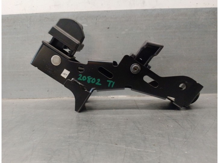 Replacement engine mount for BMW 3 Convertible (E93) 320 i OEM IAM reference 54377183273 14768210