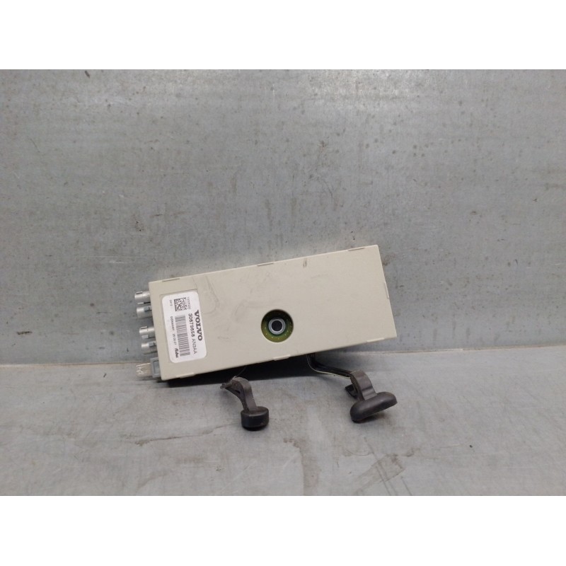 Recambio de modulo electronico para volvo xc70 ii (136) d5 awd referencia OEM IAM 30679658  13005200 VOLVO