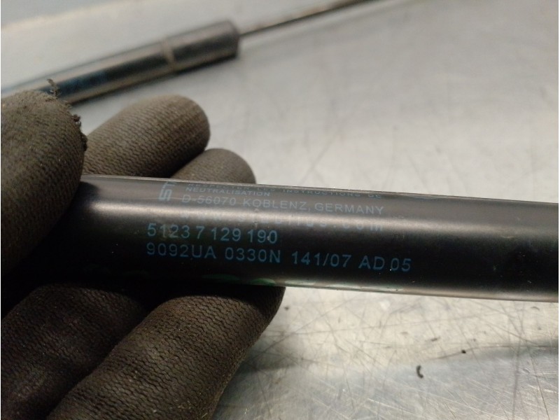Recambio de amortiguadores capo para bmw 3 descapotable (e93) 320 i referencia OEM IAM 51237129190  9092UA