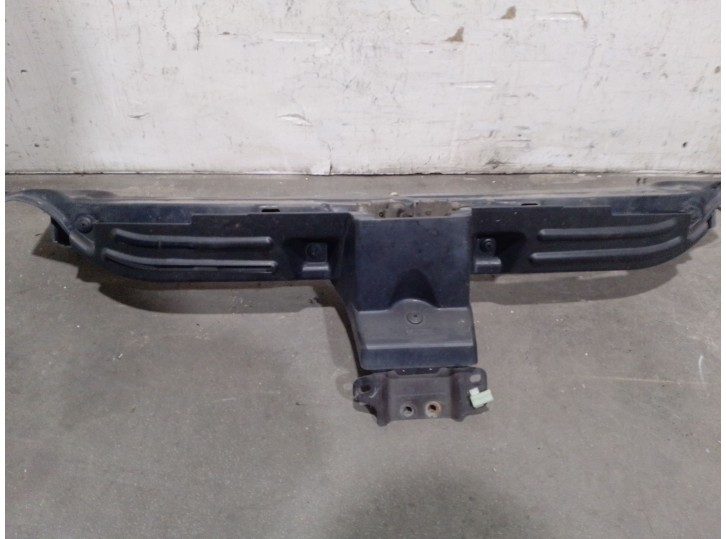 Replacement front panel for Mitsubishi Outlander II (CW_W) 2.0 Di-D (CW8W) OEM IAM reference 5256A611 