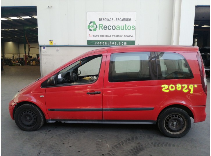 mercedes-benz vaneo (414) del año 2005