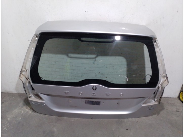 Replacement rear tailgate for Volvo XC70 II (136) D5 AWD OEM IAM reference 39807944 