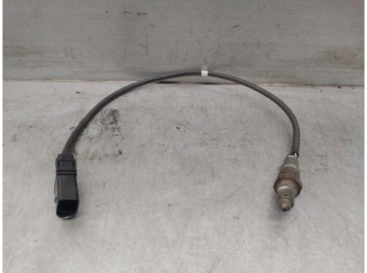 Replacement lambda sensor for Volkswagen Tiguan (AD1, AX1) 1.5 TSI OEM IAM reference 04E906262GK 04E906262GK 