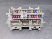 Recambio de caja reles / fusibles para infiniti fx 3.0 v6 diesel cat referencia OEM IAM 3FY0A0I17  