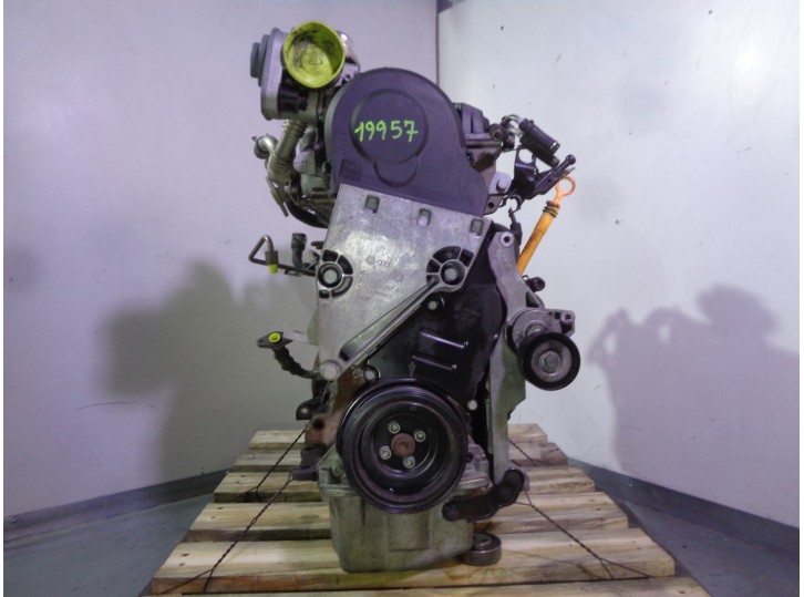 Recambio de motor completo para skoda roomster (5j7) 1.9 tdi referencia OEM IAM BSW 071160 038100044