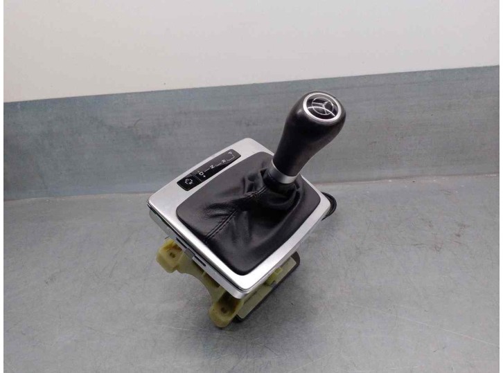 Recambio de palanca cambio para mercedes-benz clase e (w212) lim. 2.1 cdi cat referencia OEM IAM A2122670588  