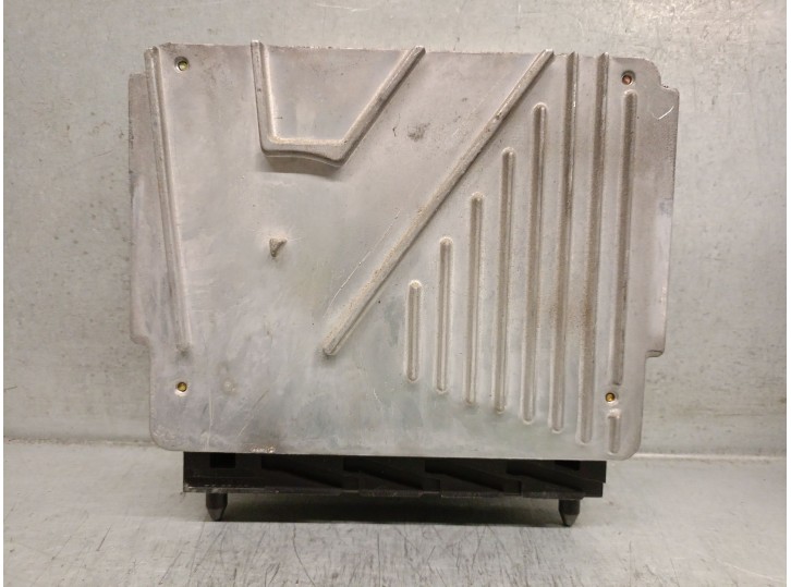 Recambio de centralita motor uce para volvo v70 ii (285) 2.4 referencia OEM IAM 08627471A  MB0797008831 DENSO