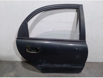 Recambio de puerta trasera derecha para daewoo lanos (klat) 1.5 referencia OEM IAM 96303929  
