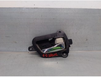 Replacement front right interior door handle for Mitsubishi Outlander II (CW_W) 2.0 Di-D (CW8W) OEM IAM reference MN105360 57