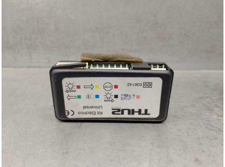 Recambio de modulo electronico para infiniti fx 3.0 v6 diesel cat referencia OEM IAM E9036142 THU2