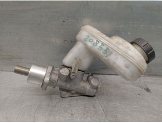 Recambio de bomba freno para renault twingo ii (cn0_) 1.5 dci 75 referencia OEM IAM 8200403300 7701209642 