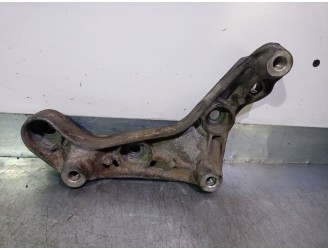 Replacement engine mount for Mercedes-Benz E-Class (W212) Lim. 4.7 V8 CGI Cat OEM IAM reference A2720140295 