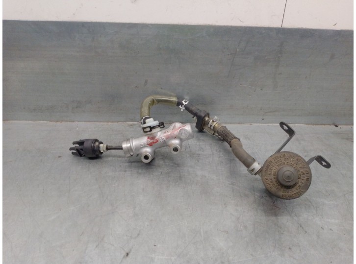 Recambio de bombin embrague para toyota land cruiser (j15) 3.0 turbodiesel referencia OEM IAM 3147060350 3147060350 