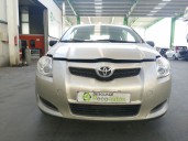 toyota auris del año 2008