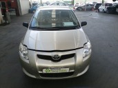 toyota auris del año 2008