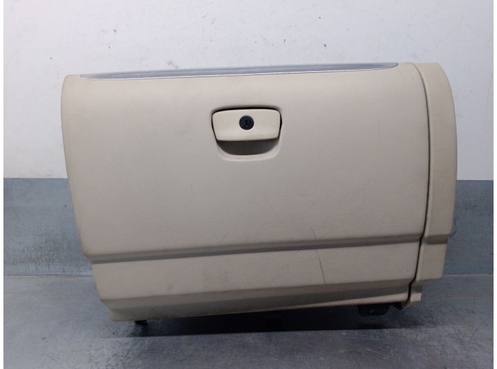 Recambio de guantera para infiniti fx 3.0 v6 diesel cat referencia OEM IAM 681021CY0A 681021CY0A 