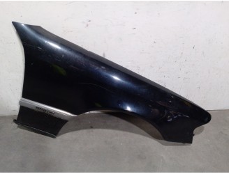 Recambio de aleta delantera derecha para mercedes-benz clase c (w202) berlina 2.5 diesel cat referencia OEM IAM A2028810201 