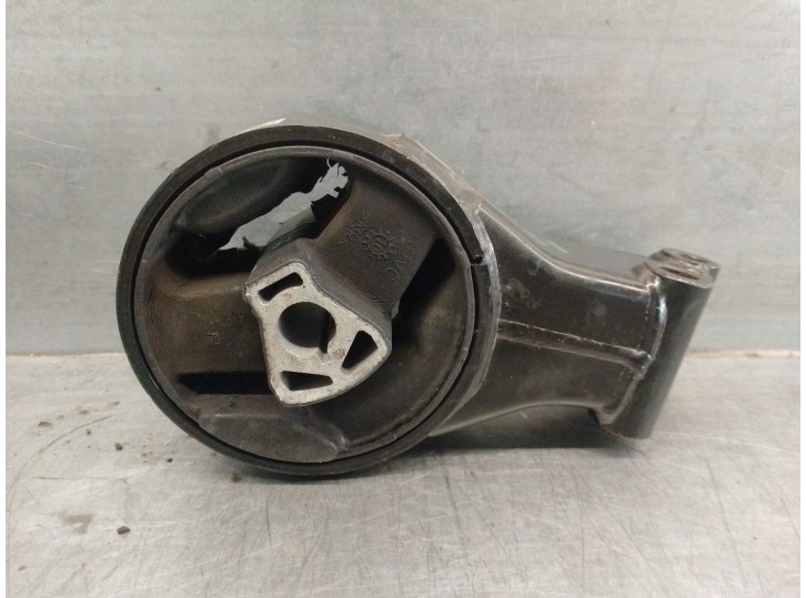 Recambio de soporte motor derecho para opel astra j sports tourer (p10) 2.0 cdti (35) referencia OEM IAM 13248630 684224 V06360