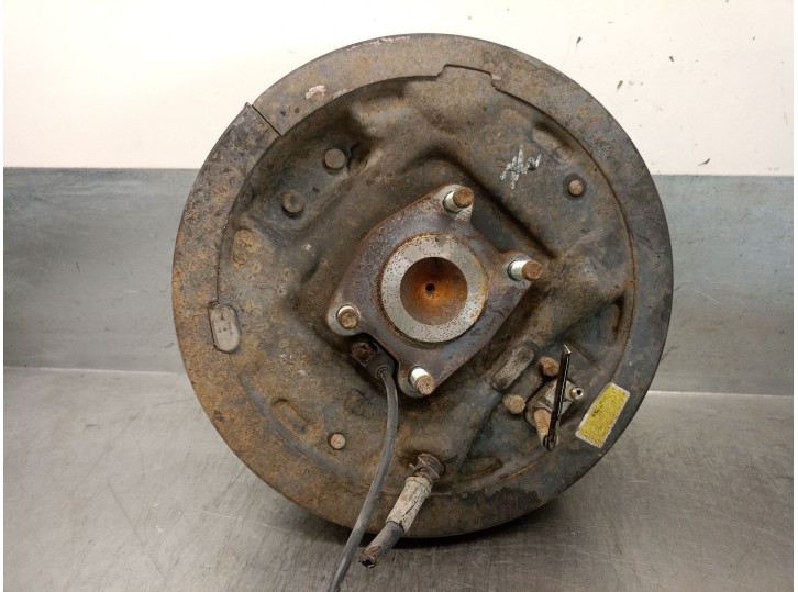 Recambio de mangueta trasera izquierda para kia carnival i (up) 2.9 tdi referencia OEM IAM 0K55226111B 0K55226111B 