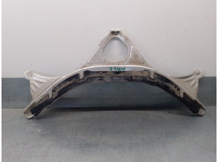 Recambio de travesaño superior para audi a6 lim. (4g2) 3.0 v6 24v tdi referencia OEM IAM 4G0805645B 13033607S