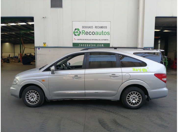 ssangyong rodius del año 2005