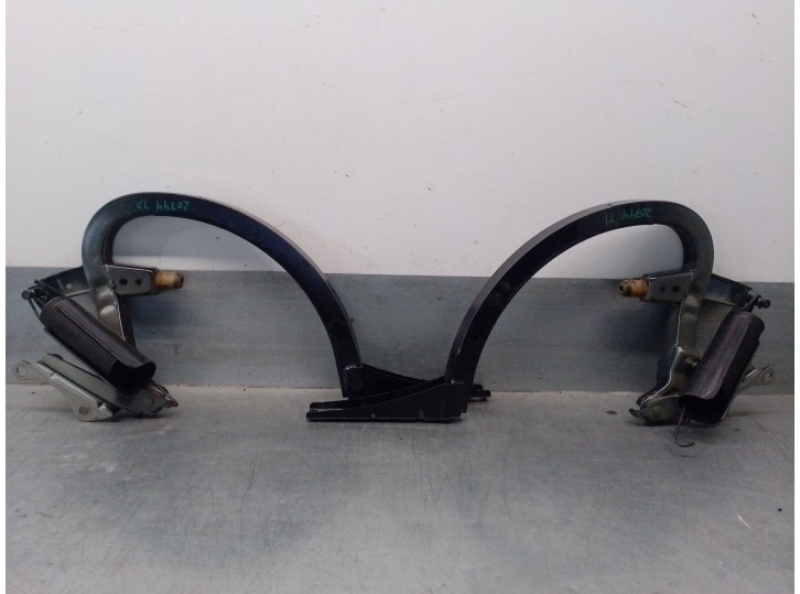 Recambio de bisagra porton para audi a6 lim. (4g2) 3.0 v6 24v tdi referencia OEM IAM 4G5827301B 4G5827302B