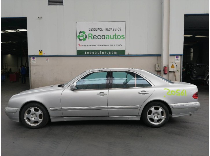 mercedes-benz clase e (w210) berlina diesel del año 2000