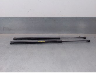Replacement boot / tailgate dampers for Opel Antara A (L07) 2.0 CDTi 4x4 OEM IAM reference 96661403 