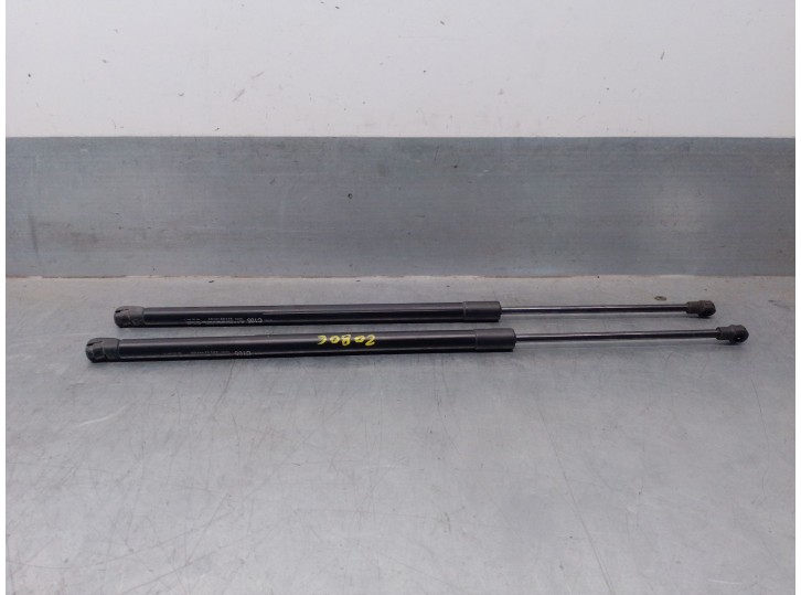 Replacement boot / tailgate dampers for Opel Antara A (L07) 2.0 CDTi 4x4 OEM IAM reference 96661403 