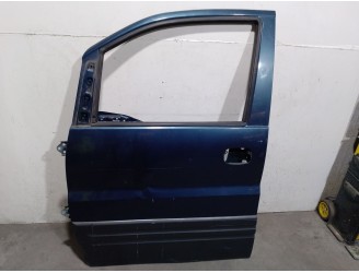 Recambio de puerta delantera izquierda para hyundai h 1 2.5 diesel referencia OEM IAM 760034A300  