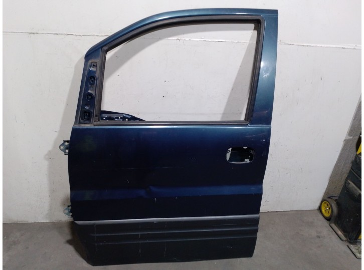 Recambio de puerta delantera izquierda para hyundai h 1 2.5 diesel referencia OEM IAM 760034A300 