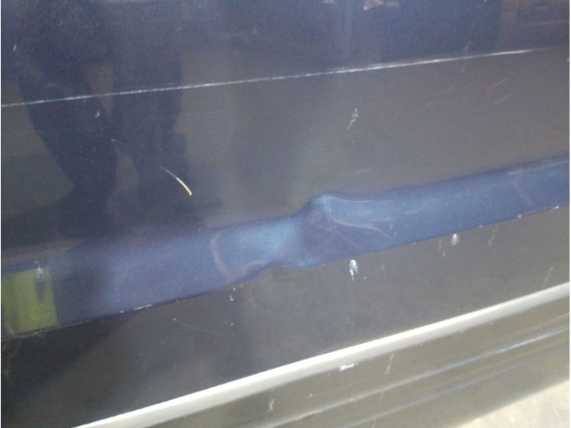 Recambio de puerta delantera izquierda para hyundai h 1 2.5 diesel referencia OEM IAM 760034A300  