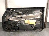 Recambio de guarnecido puerta delantera izquierda para toyota auris 1.4 turbodiesel cat referencia OEM IAM 67764X1F02 6762002E10