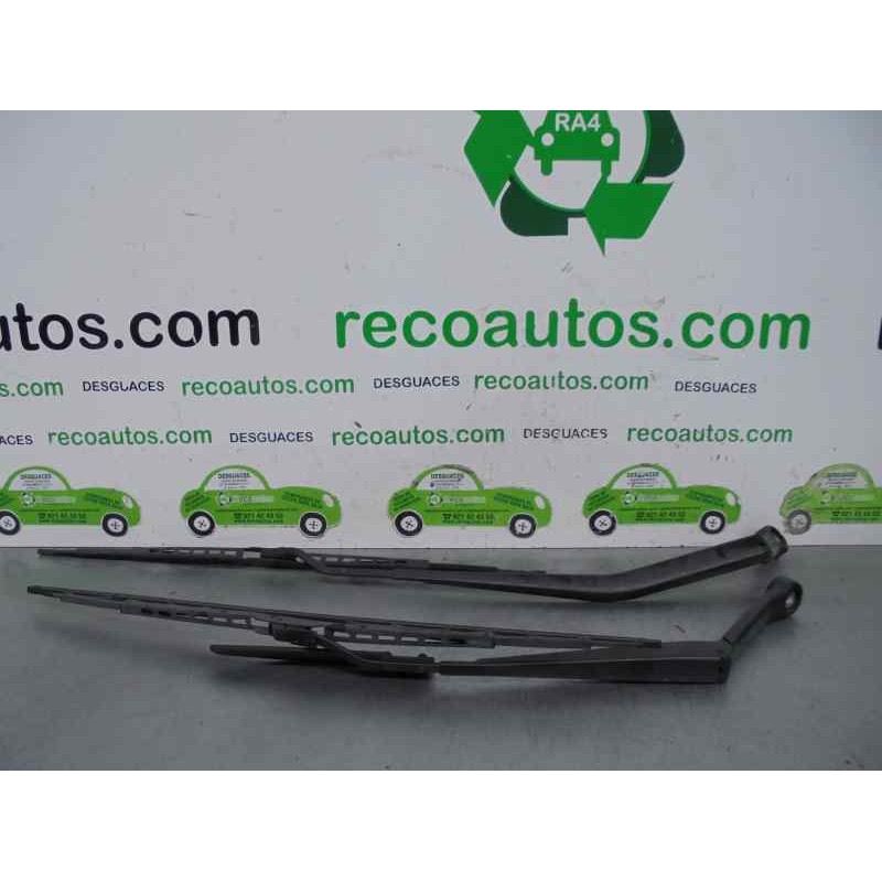 Recambio de brazo limpia delantero derecho para nissan vanette cargo 2.3 diesel referencia OEM IAM   