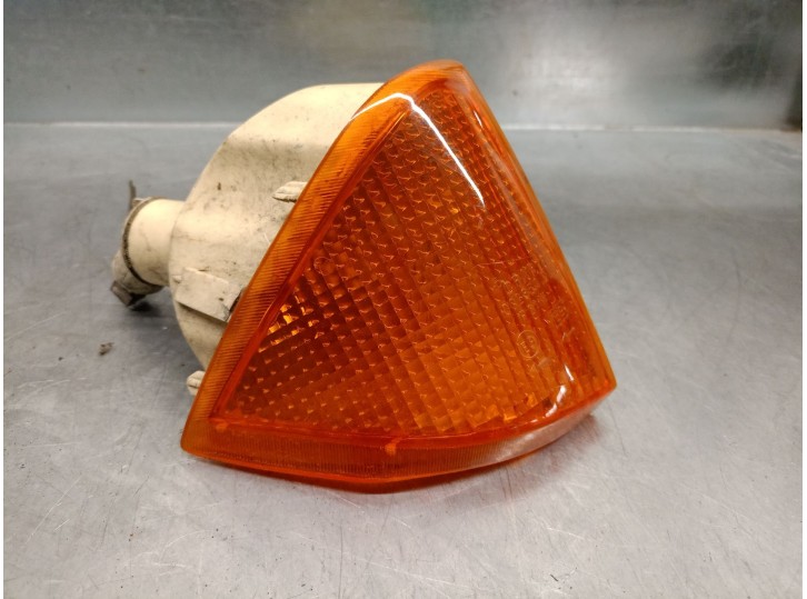 Replacement of right front light for Citroën AX (ZA-_) 14 (ZA) OEM IAM reference 95619021 95619021 