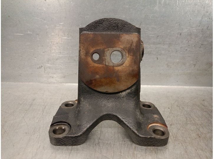 Recambio de soporte motor para toyota land cruiser (j15) 3.0 turbodiesel referencia OEM IAM 1231130061 1231130061 