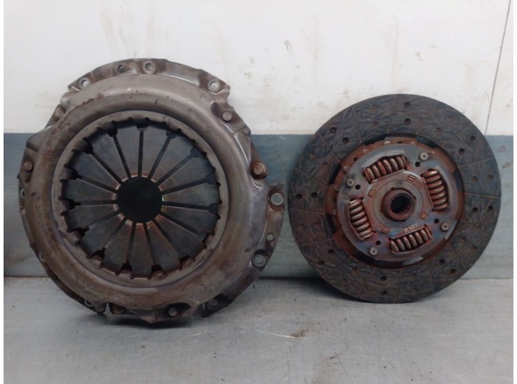 Recambio de kit embrague para kia carnival i (up) 2.9 tdi referencia OEM IAM 0K55216410A 0K55216410A 