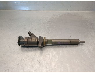 Recambio de inyector para peugeot 307 berlina (s2) 1.6 16v hdi referencia OEM IAM 620033 0445110311 BOSCH