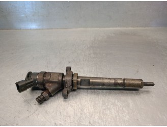 Recambio de inyector para peugeot 307 berlina (s2) 1.6 16v hdi referencia OEM IAM 620033 0445110311 BOSCH