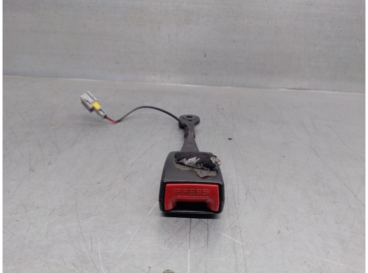 Recambio de enganche cinturon para citroën c5 iii (rd_) 1.6 hdi 110 referencia OEM IAM 8975R9 8975R9 