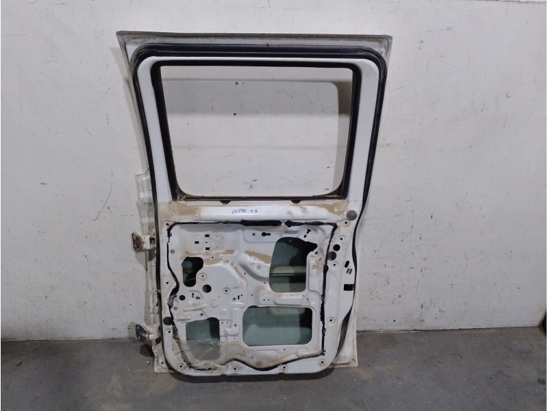 Recambio de puerta trasera derecha para nissan pick up (d22) 2.5 dci 4wd referencia OEM IAM H2100VJ3MM  