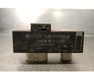 Recambio de caja precalentamiento para skoda fabia i combi (6y5) 1.4 16v referencia OEM IAM 1J0919506M  898967000 SHO