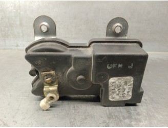 Recambio de motor cierre centralizado delantero derecho para hyundai h 1 2.5 diesel referencia OEM IAM 957404A020 957404A020 HMC