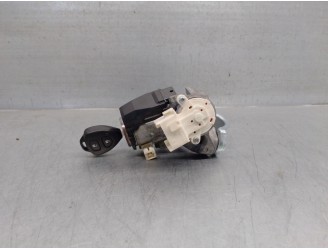 Recambio de conmutador de arranque para toyota auris 1.4 turbodiesel cat referencia OEM IAM 450200204 6905702270 N0502638639