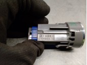 Recambio de boton start/stop para toyota prius (nhw30) 1.8 16v cat referencia OEM IAM 15A854 8961175033 