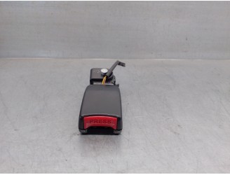 Recambio de enganche cinturon para tata indica vista 1.3 crdi referencia OEM IAM 120613 144754 AUTOLIV