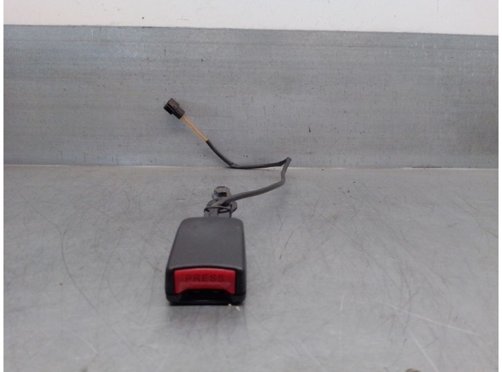 Recambio de enganche cinturon para tata indica vista 1.3 crdi referencia OEM IAM 287191500  AUTOLIV