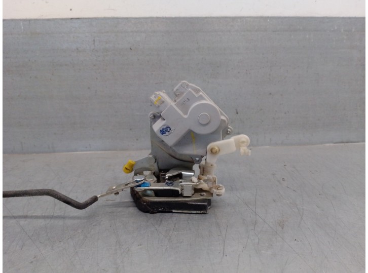 Recambio de cerradura puerta delantera derecha para tata indica vista 1.3 crdi referencia OEM IAM 169A1000  S12H13