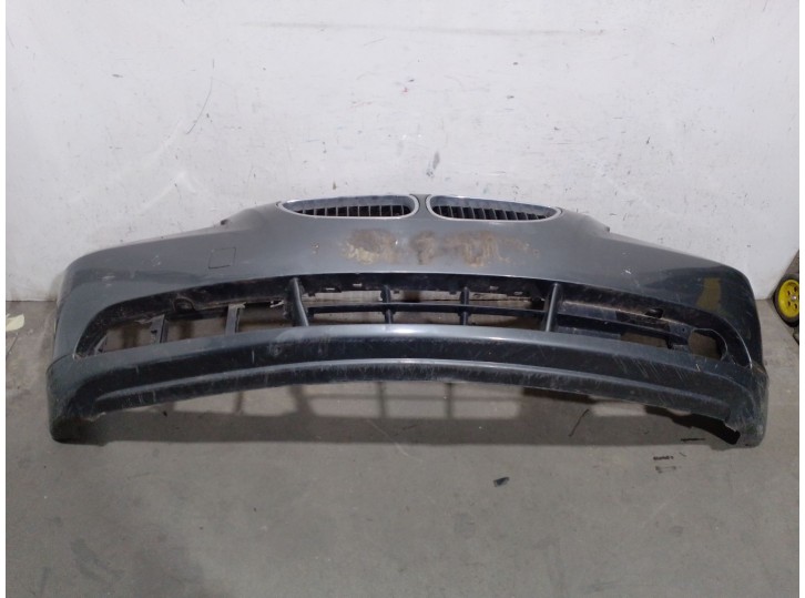 Recambio de paragolpes delantero para bmw serie 5 touring (e61) 2.5 cat referencia OEM IAM 51117111739 
